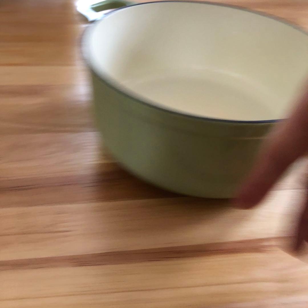 CHASSEUR グリーン 両手鍋 20cm