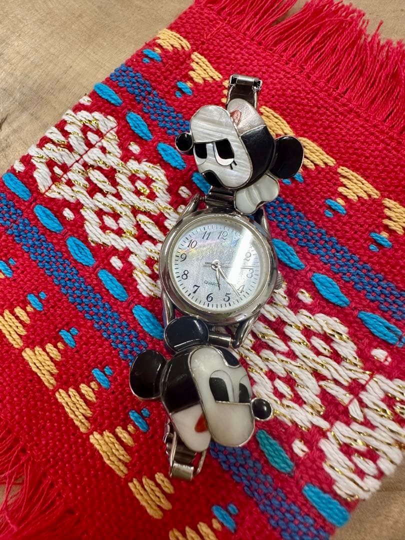 ズニ族　シルバー　ミッキー腕時計