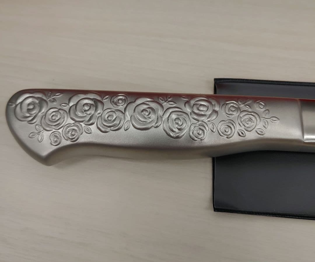 8010　浜田ママプロデュース 使いやすい刀身の包丁 藤次郎　ロゼ 14.5ｃｍ