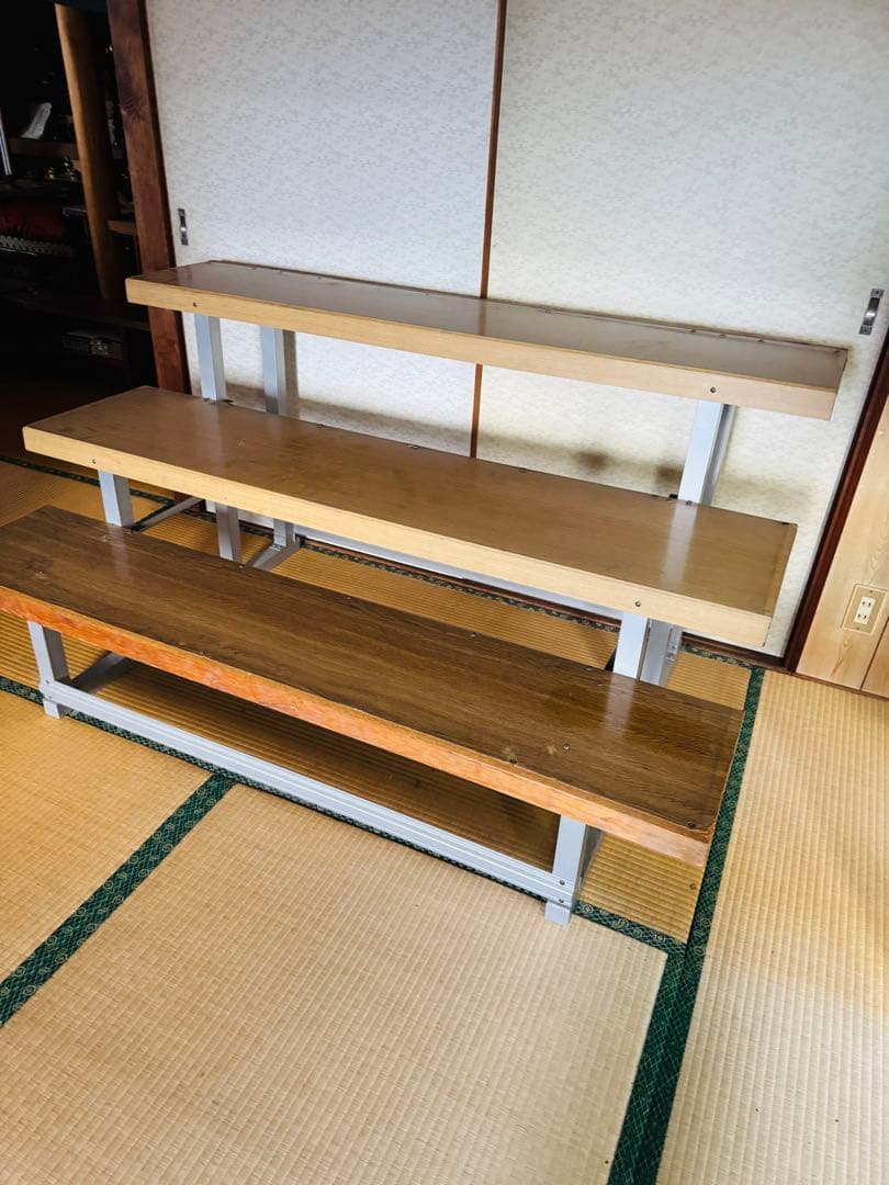 福岡発 三段ラック　雛壇　展示台　陳列台　ガーデンラック　置き台　飾り棚