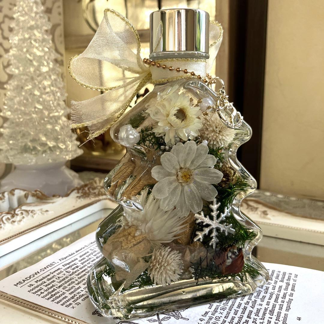 ◆ハーバリウム　278 真っ白ジニアのツリーbottle *.:。✿*゜¨