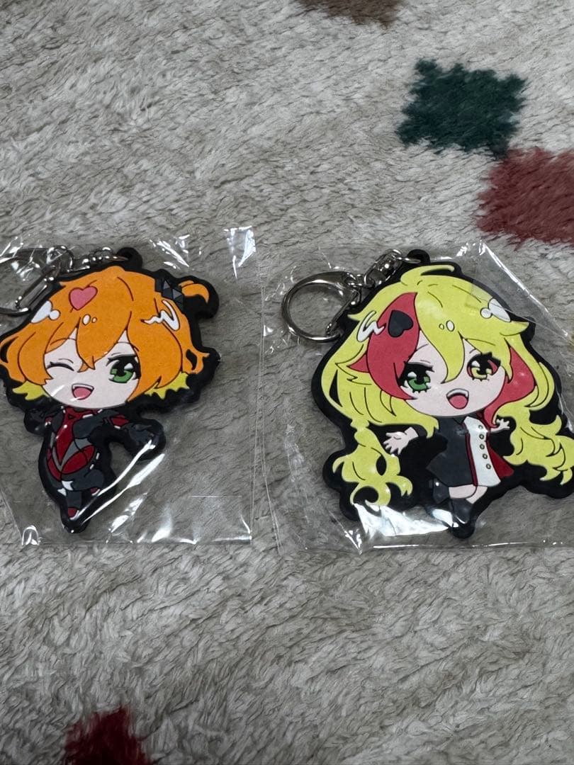 ワルキューレ フレイア ラバーキーホルダー2点セット - メルカリ