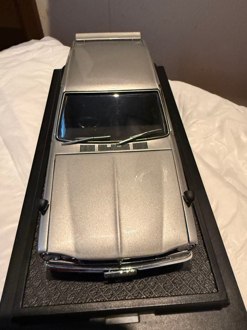 京商　日産スカイライン2000GT-R KPGC-10(初期箱) シルバー