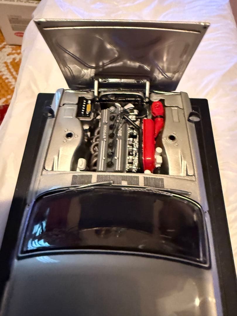 京商　日産スカイライン2000GT-R KPGC-10(初期箱) シルバー