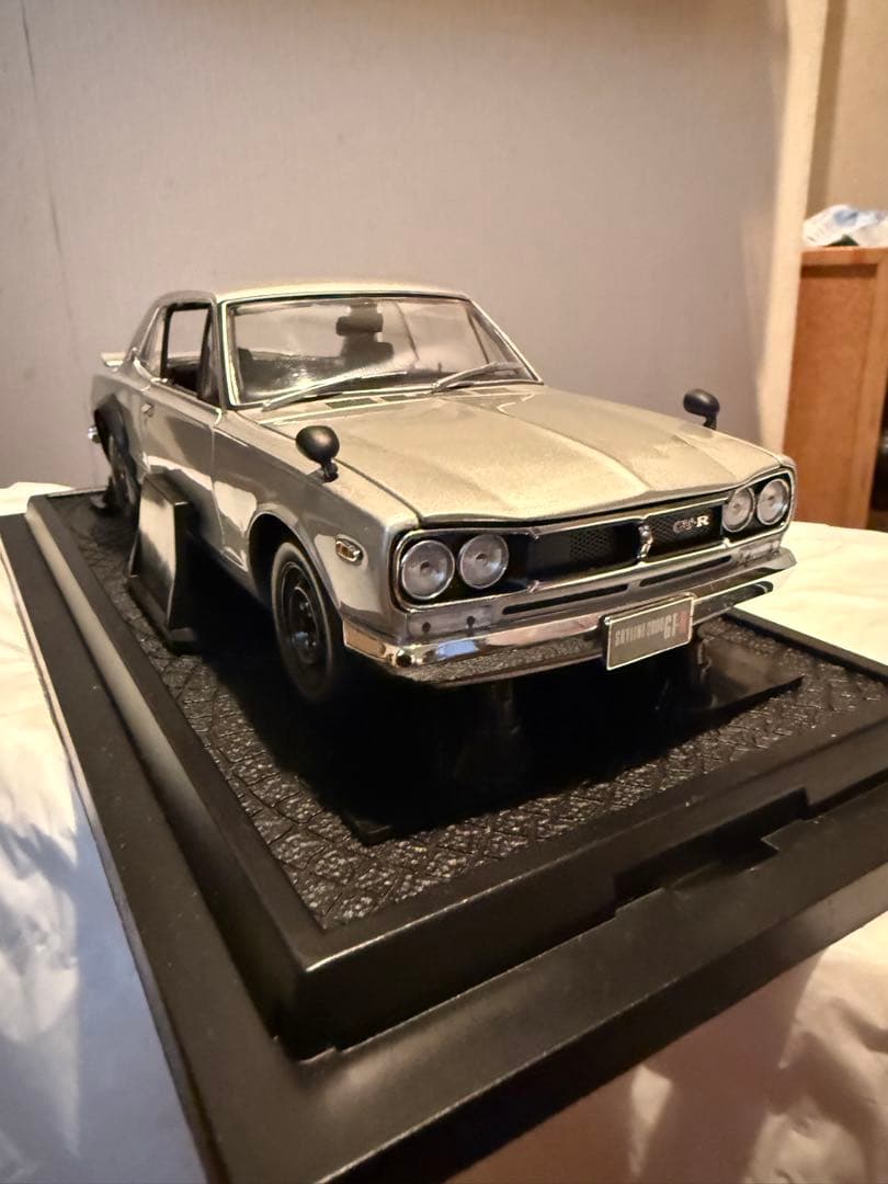 京商　日産スカイライン2000GT-R KPGC-10(初期箱) シルバー