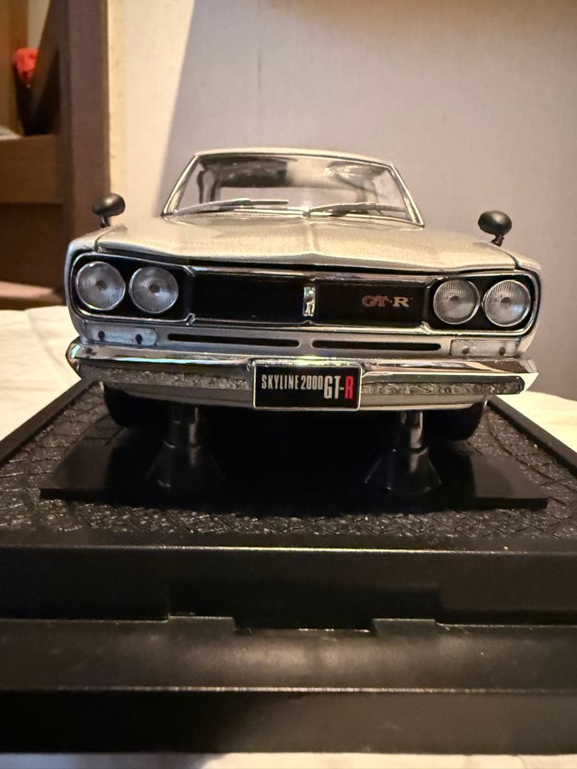 京商　日産スカイライン2000GT-R KPGC-10(初期箱) シルバー