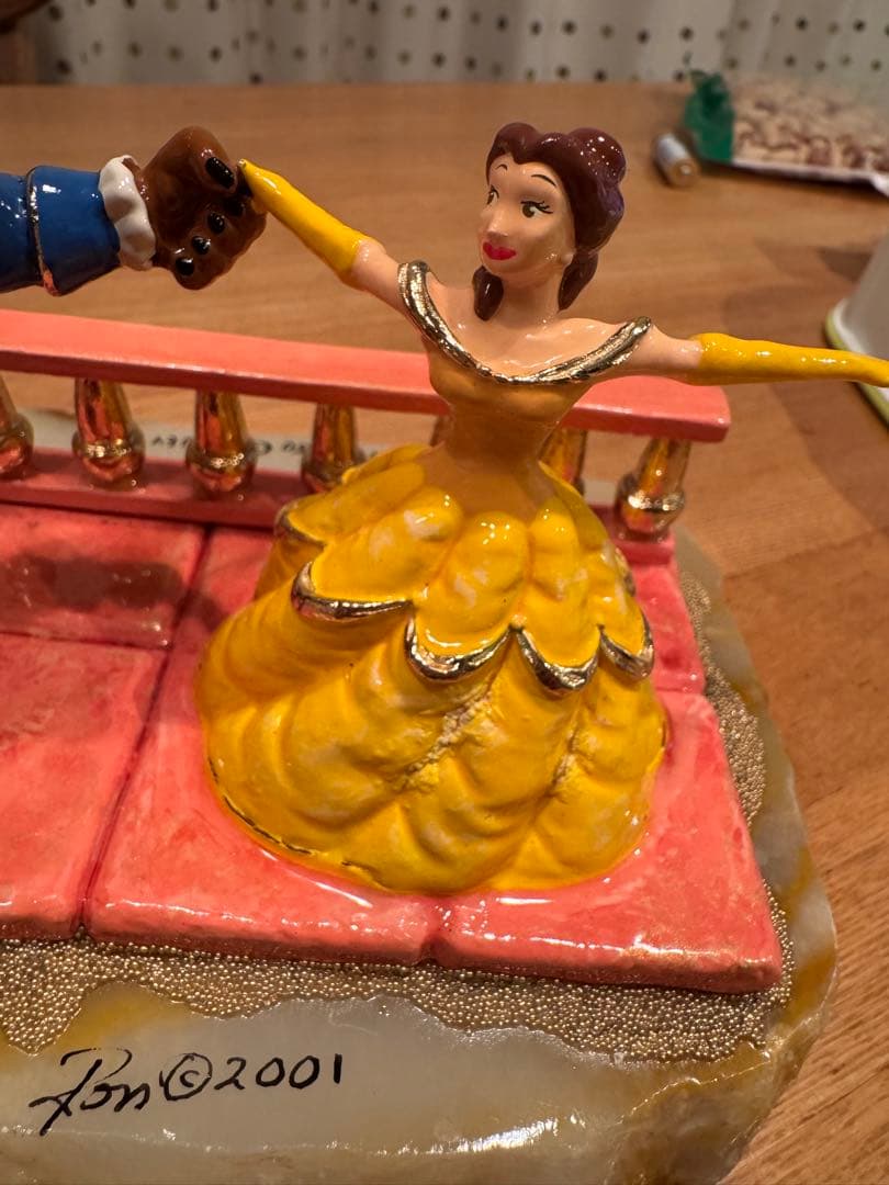 美女と野獣 陶器フィギュア 世界950個限定　ベル&ビースト　ロン・リー