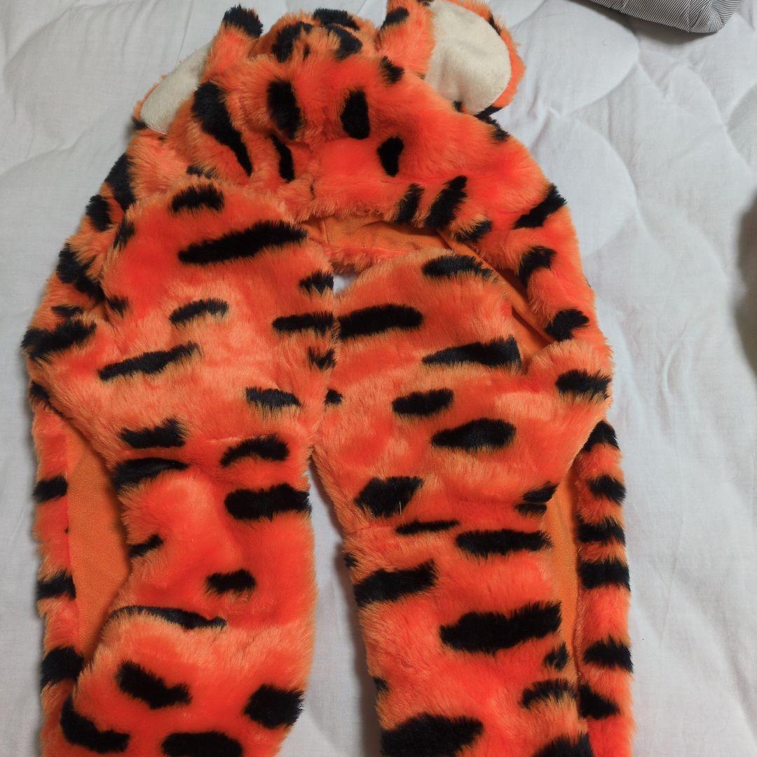 ディズニー　ファンキャップ　マフラー付き ミニー ティガー　チェシャ猫　マリー