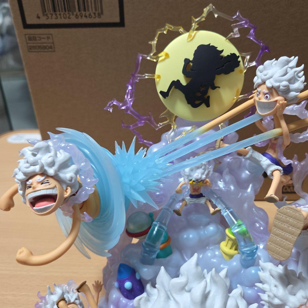 ワンピース ワールドコレクタブルフィギュア PREMIUM- ルフィ ギア5