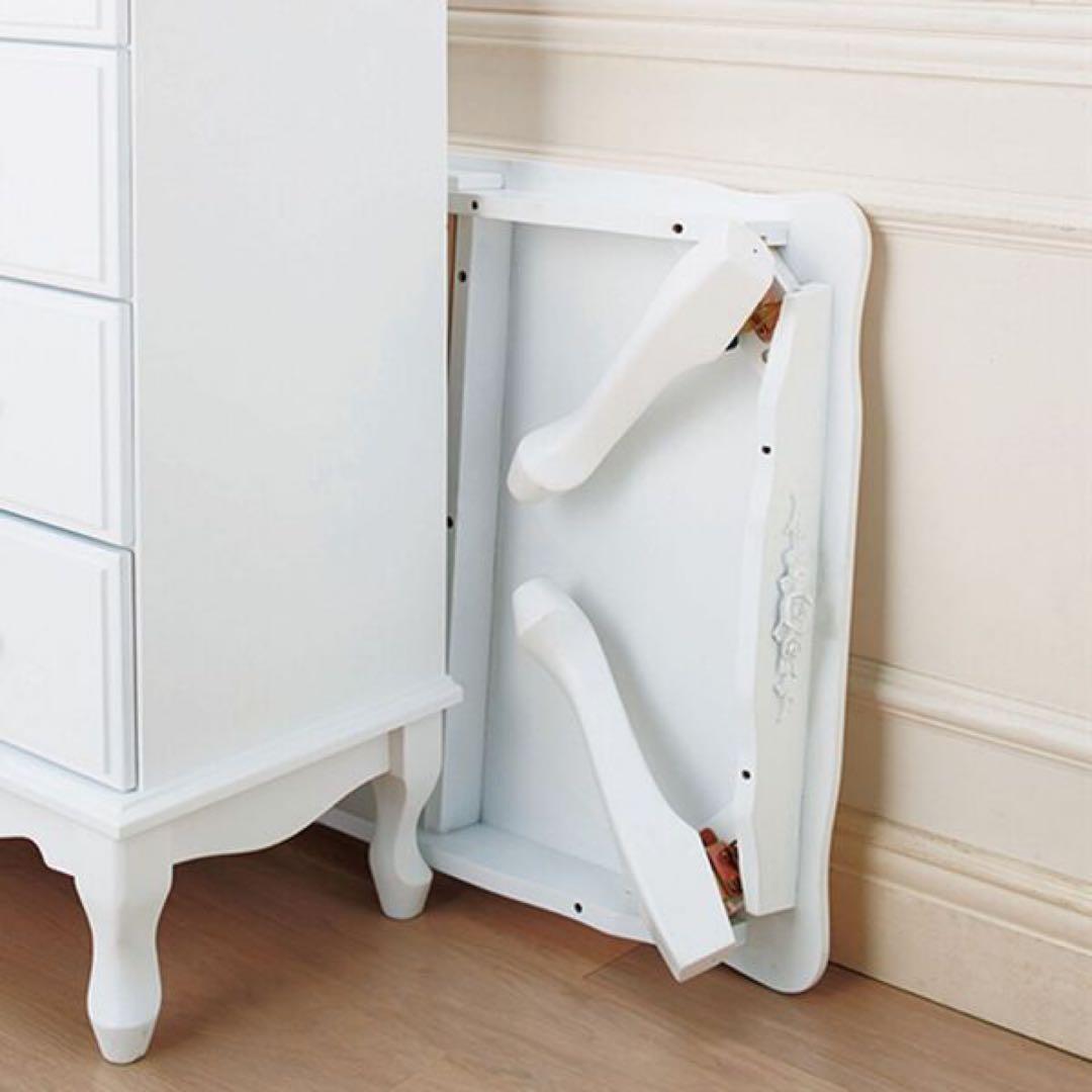 ピュアホワイト折れ脚猫脚テーブル　正方形　お洒落　可愛い　折り畳みテーブル