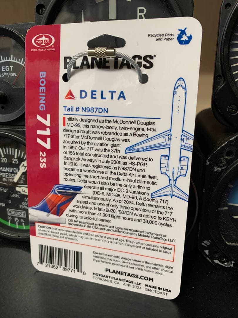 デルタ航空 ボーイング717 タグ キーホルダー Planetags DELTA