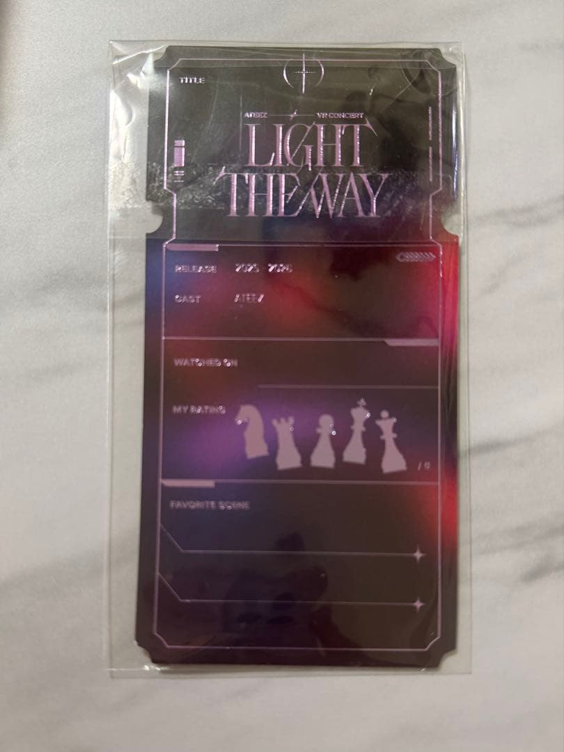 ATEEZ LIGHT THE WAY VRコンサート入場特典(第一弾)ユノ - メルカリ