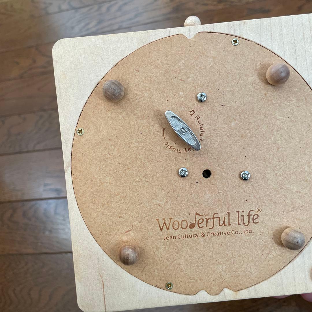 木製教会オルゴール ミニチュア車付き