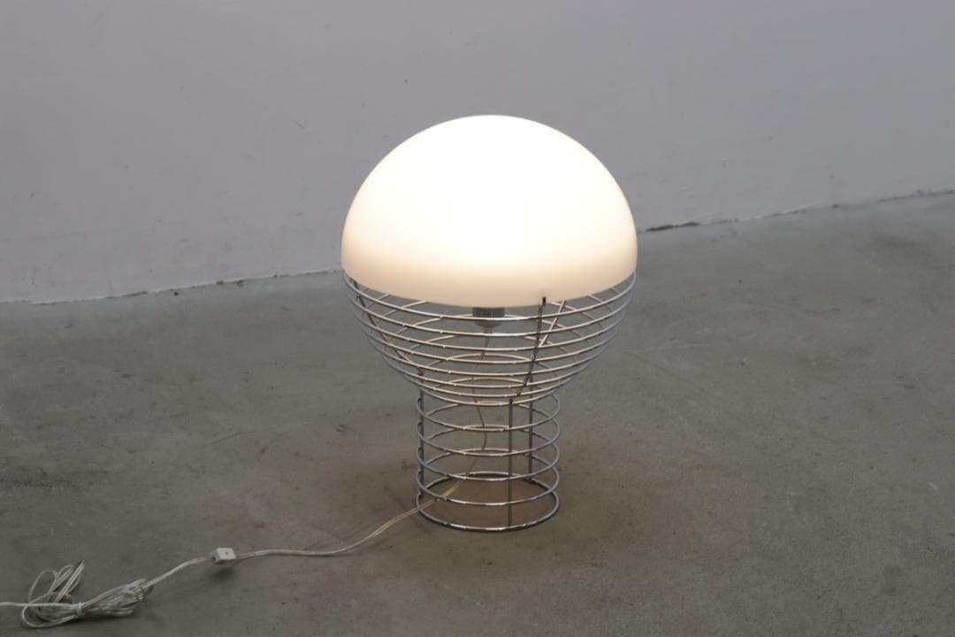 未使用 正規品 ヴェルナー パントン ワイヤーランプ ホワイト 北欧 照明 白