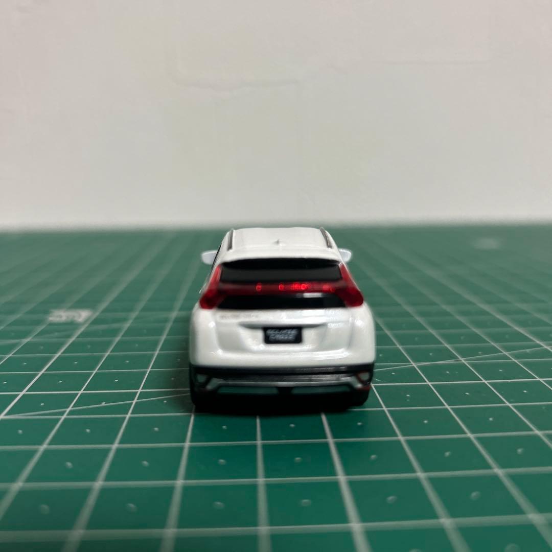 非売品ミニカー 1/64 三菱 エクリプスクロス プルバックカー LED ②
