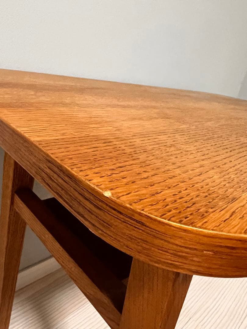 木製カフェテーブル 下棚付き　Unico  クルト