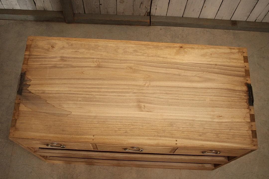 古い木製の引き出し5杯　チェスト　食器棚　古家具　古民家　時代家具