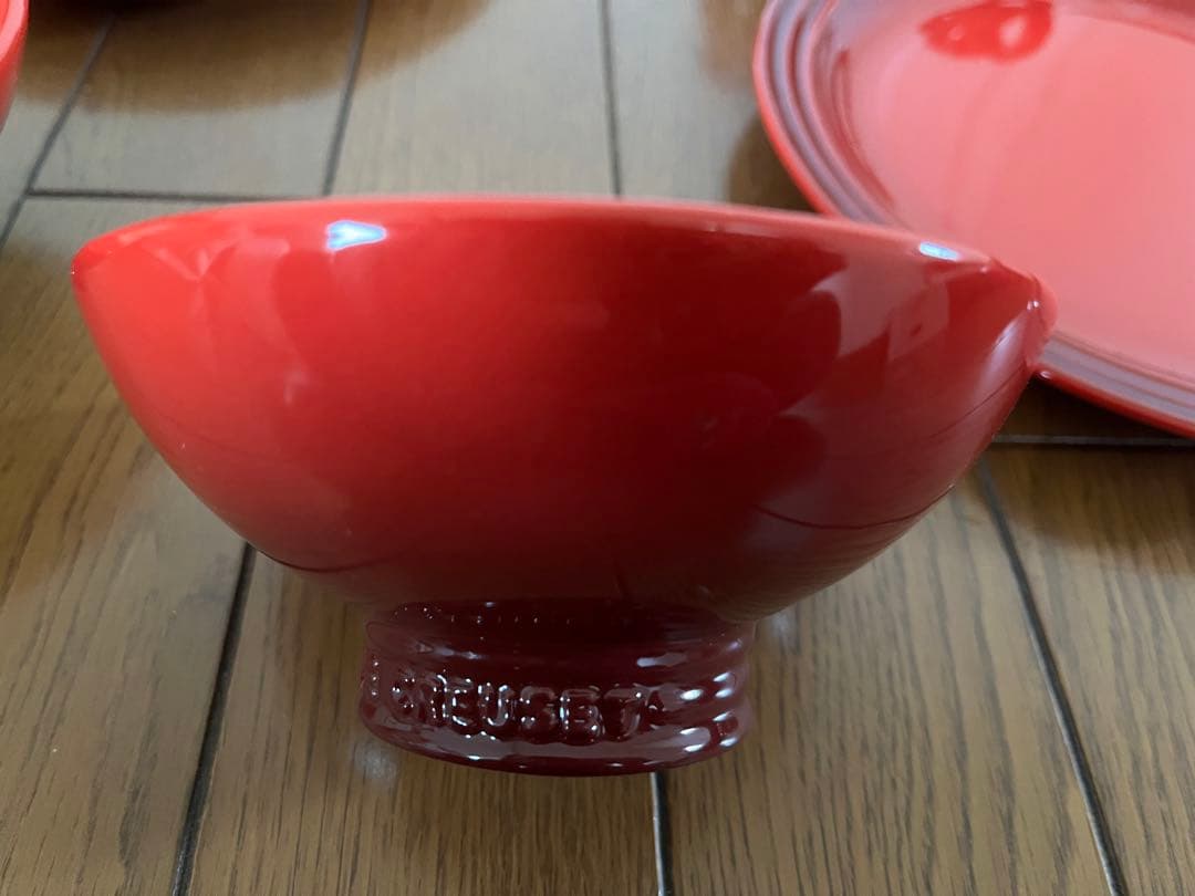 ル・クルーゼの茶碗セット　マグカップ（エッフェル塔）　ソルト＆ペッパー入れ