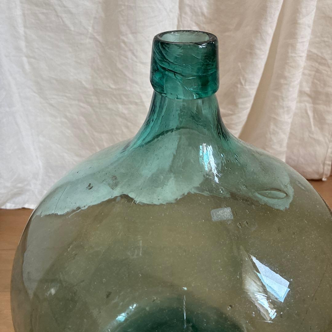 大きなデミジョンボトル　古道具ディスプレイ　花瓶 レトロ ガラス瓶ヴィンテージ