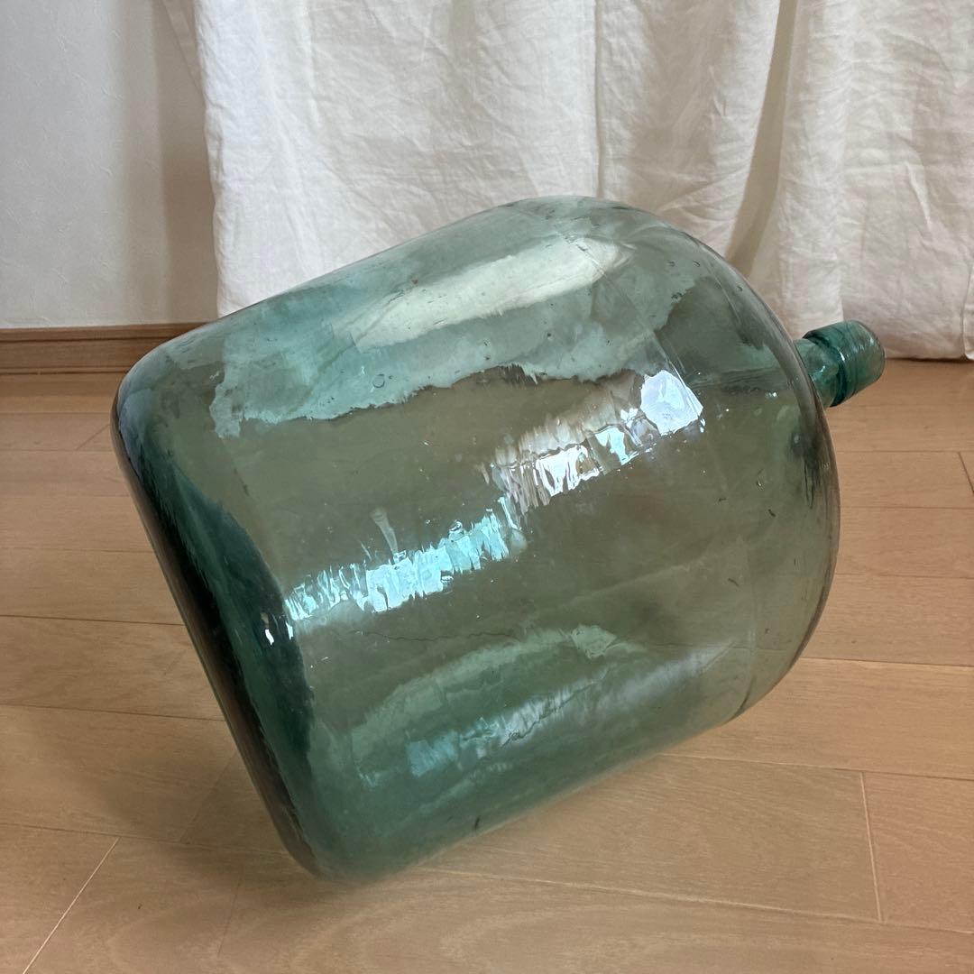 大きなデミジョンボトル　古道具ディスプレイ　花瓶 レトロ ガラス瓶ヴィンテージ