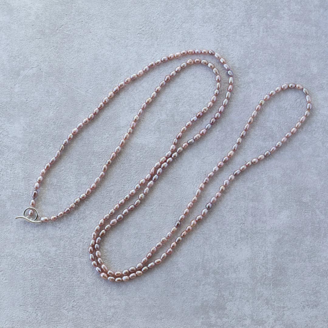 モーブピンクベビーパールロングネックレス　ベビーパール　ピンク　ロングネックレス