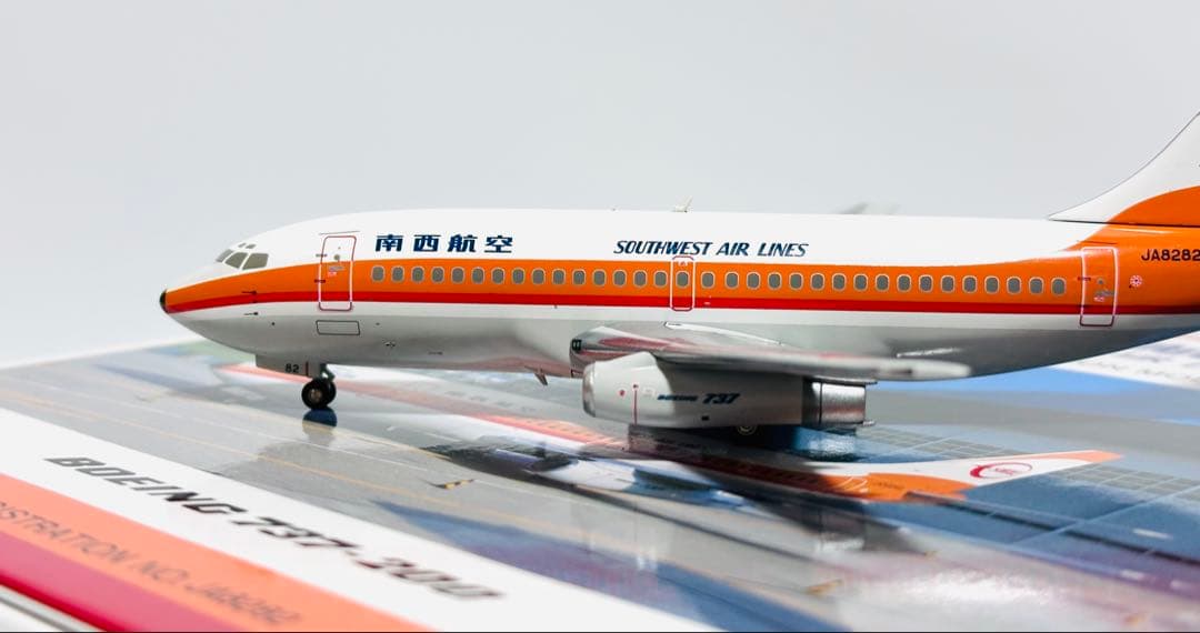 JTA商事 1/200 B737-200 南西航空SWAL ダイキャストモデル