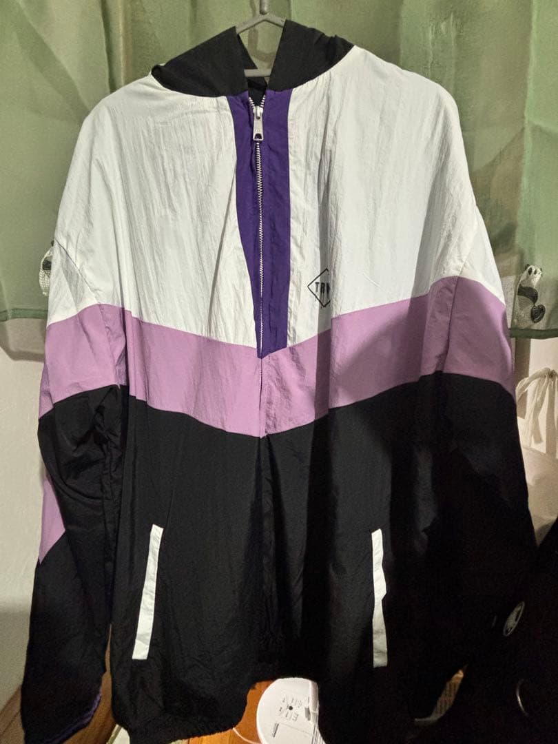 学園アイドルマスター』藤田ことね×TRAVAS TOKYO ナイロンジャケット