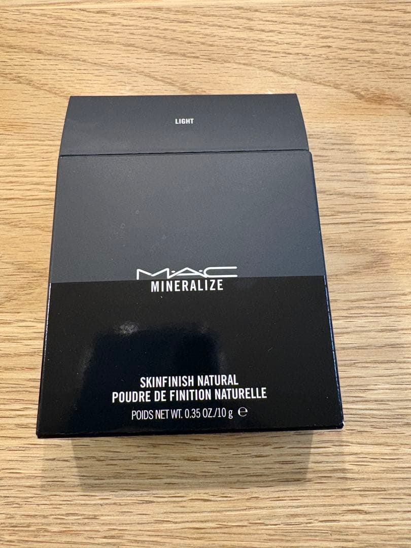 M・A・C ミネラライズスキンフィニッシュ　ナチュラルライト