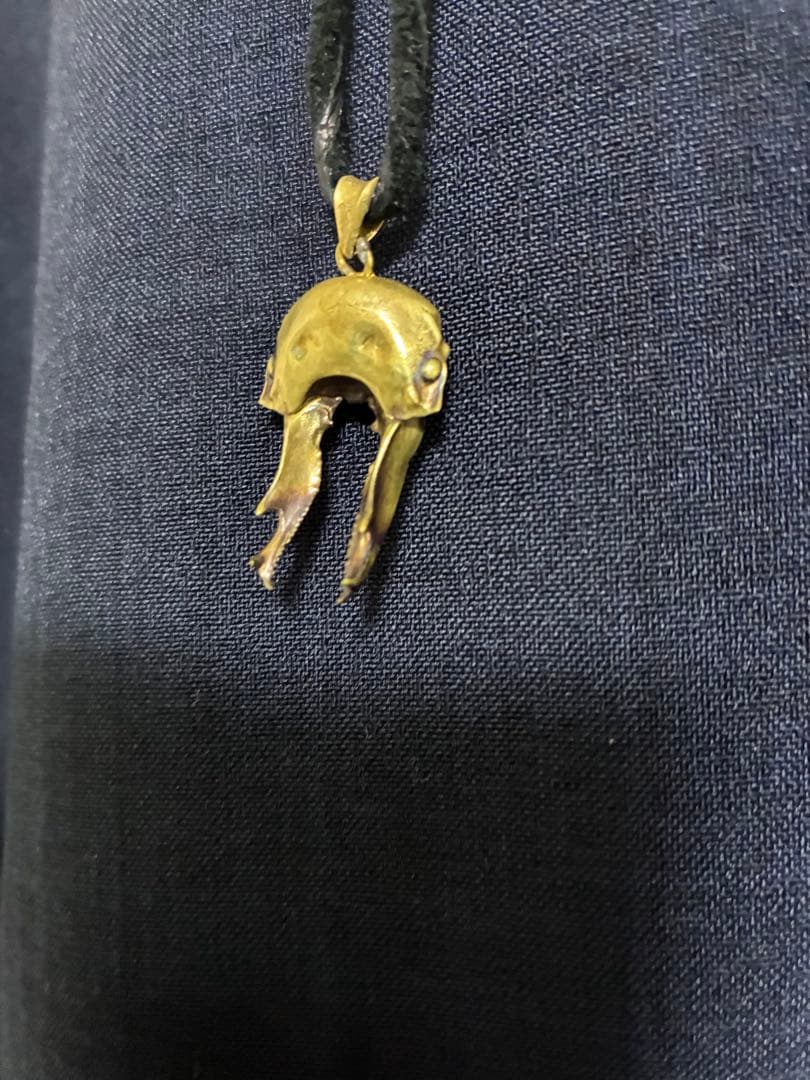 オウゴンオニクワガタ　ネックレス