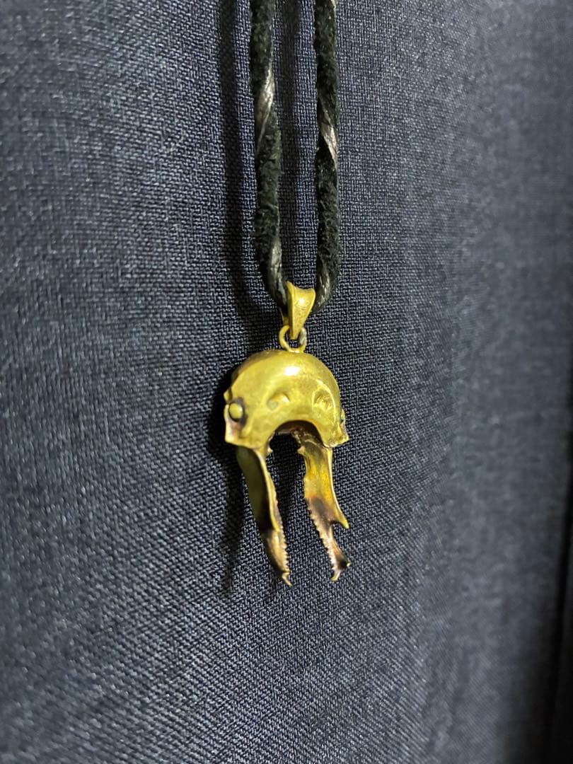 オウゴンオニクワガタ　ネックレス