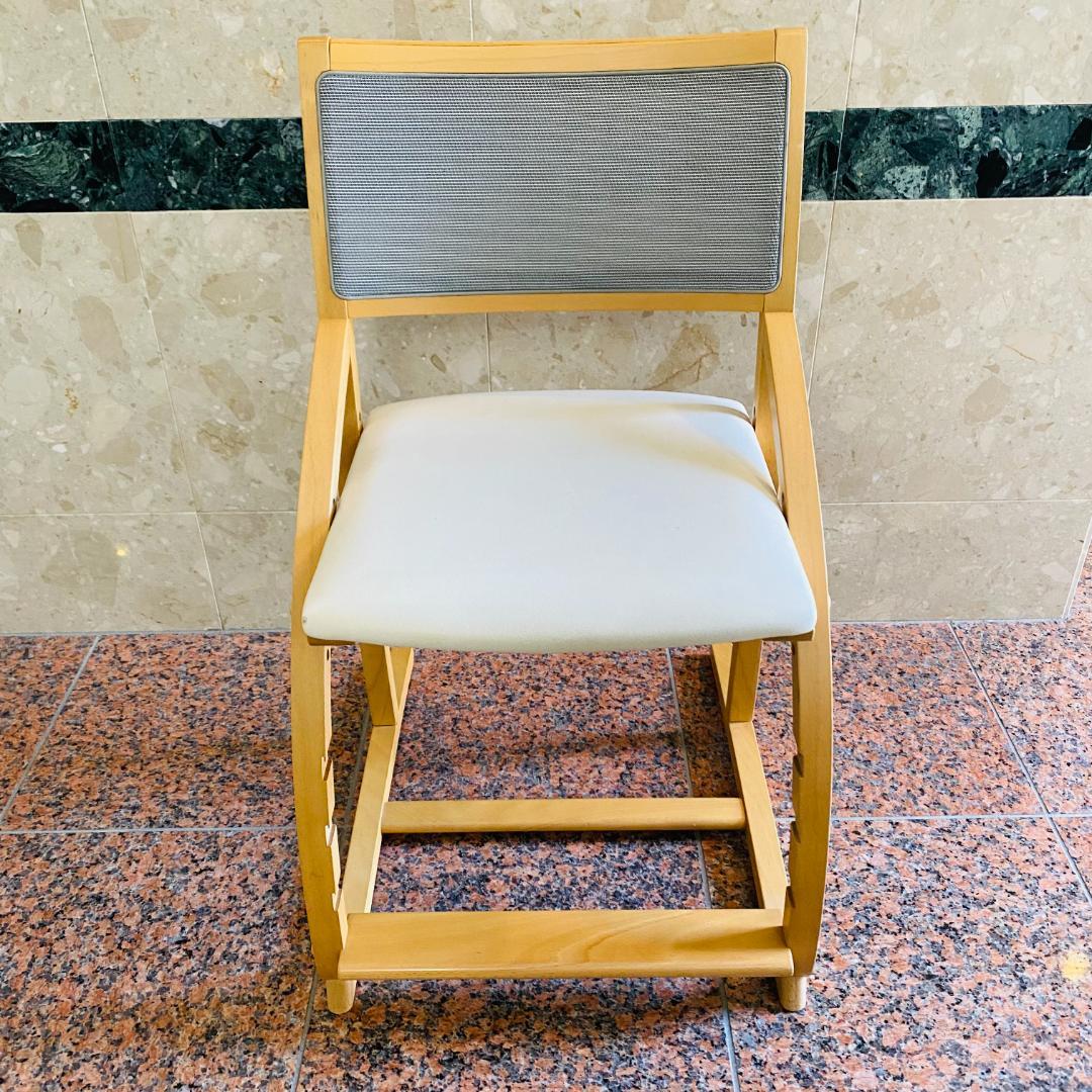 カリモク XT2401 クレシェ 学習椅子 デスクチェア ピュアアイボリー