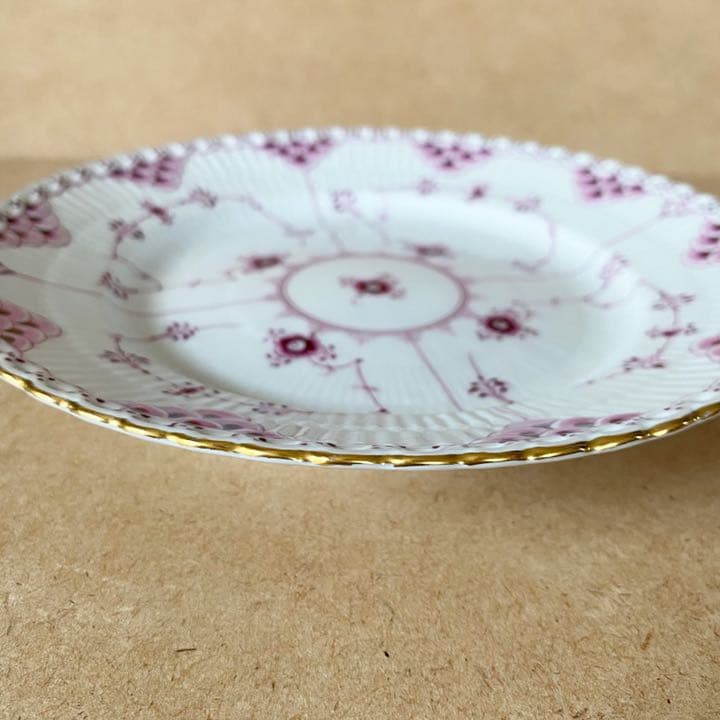 希少 ロイヤルコペンハーゲン 金彩 バーガンディ フルレース　19.5cm