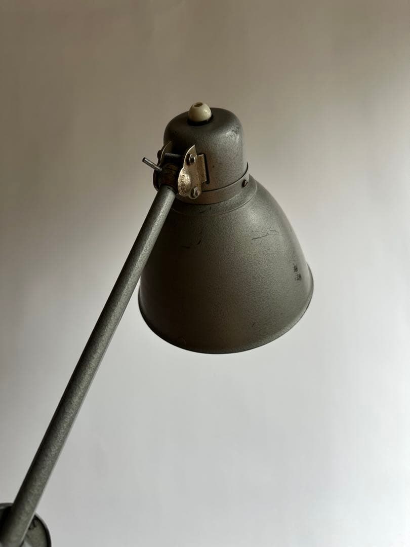 バウハウス50‘s industrial table rampアーム式照明ドイツ