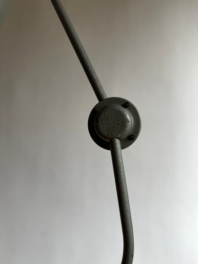 バウハウス50‘s industrial table rampアーム式照明ドイツ