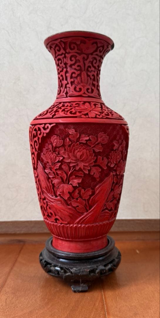 堆黒•堆朱花瓶2個セット 骨董品 細密彫刻 中国美術漆工芸 花台付き