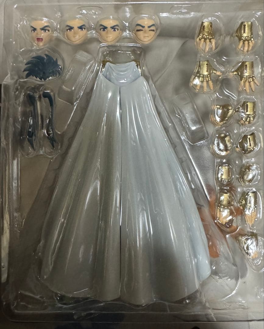 聖闘士聖衣神話EX アクエリアス　カミュ　特製布マント付き