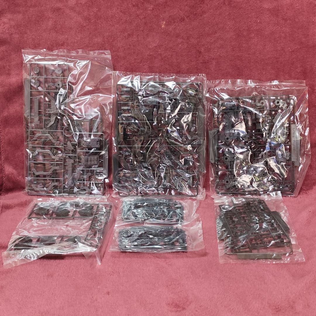 【未組立品】HMMゾイド　セイバータイガー　ゴールド