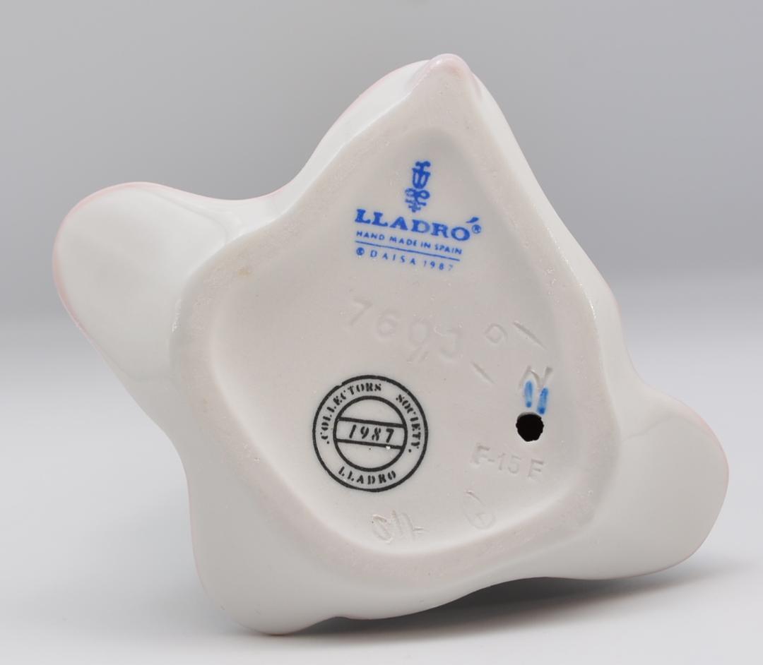 春のブーケ　＃7603　★リヤドロ　スペイン　ポーセリン　光沢仕上げ　絶版　箱付