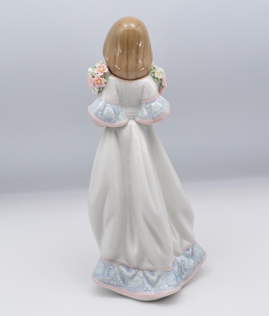 春のブーケ　＃7603　★リヤドロ　スペイン　ポーセリン　光沢仕上げ　絶版　箱付