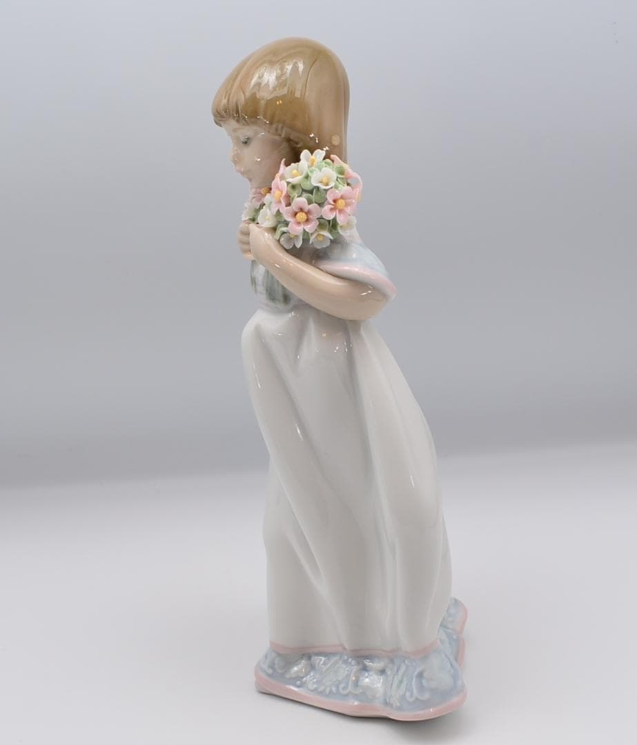 春のブーケ　＃7603　★リヤドロ　スペイン　ポーセリン　光沢仕上げ　絶版　箱付