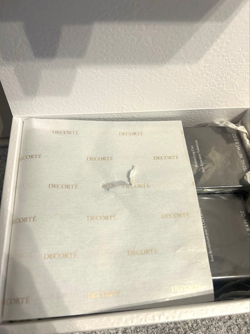 DECORTE AQ リペアボリュームシャンプー＆トリートメントセット