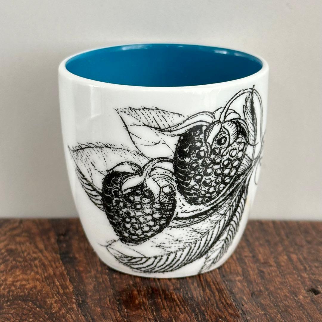 007 スージークーパー　ブラックフルーツ3個セット　エッグカップ