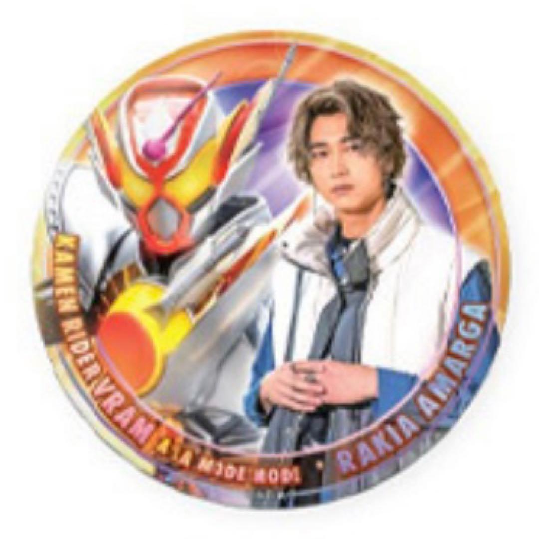 仮面ライダーガヴ お菓子の家の侵略者 缶バッジ ラキアアマルガ ヴラム