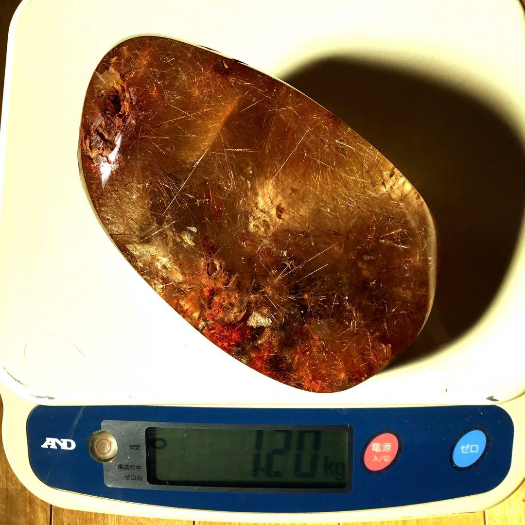 希少　個性強い　美しいガーデン赤茶色ルチルクォーツ　1.2キロ　置物　ライト付き