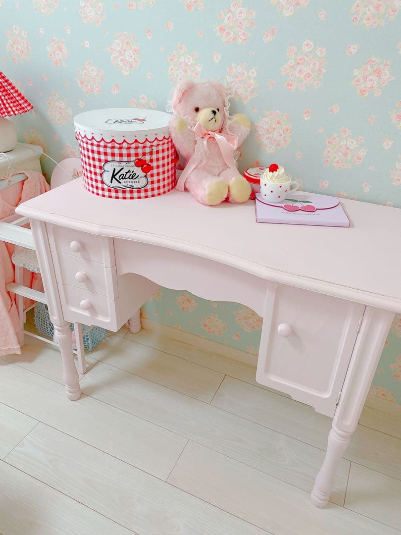 ヴィンテージ　ピンクのデスク　ドレッサー