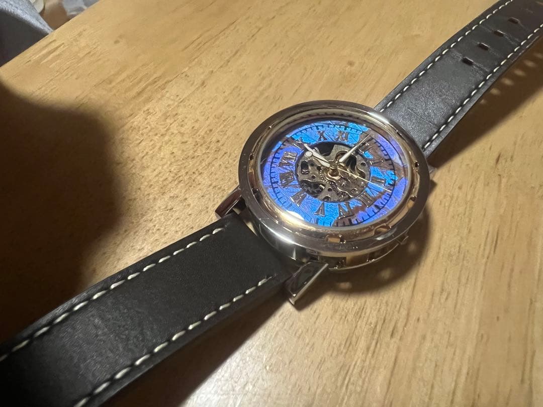 モルフォ蝶のクォーツ手巻き腕時計 世界に1つだけ。ベルト(ダークブラウン)金具金