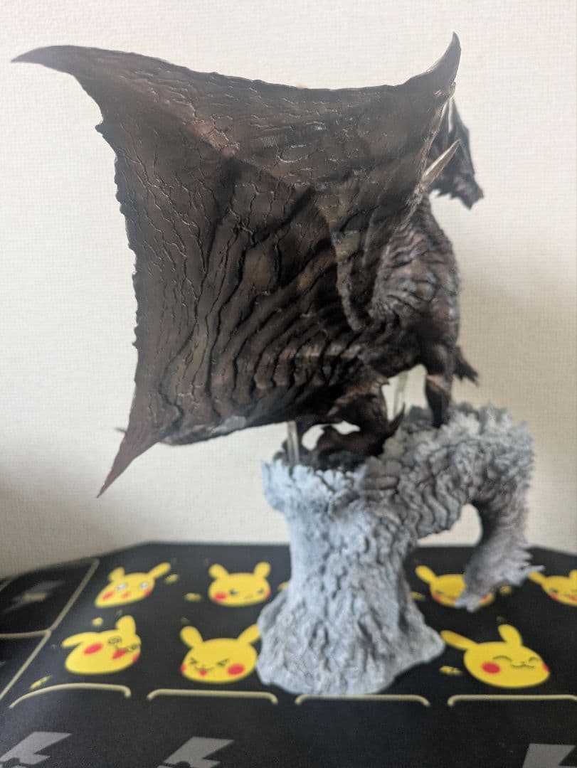 錆びたクシャルダオラ　クリエイターズモデル　フィギュア