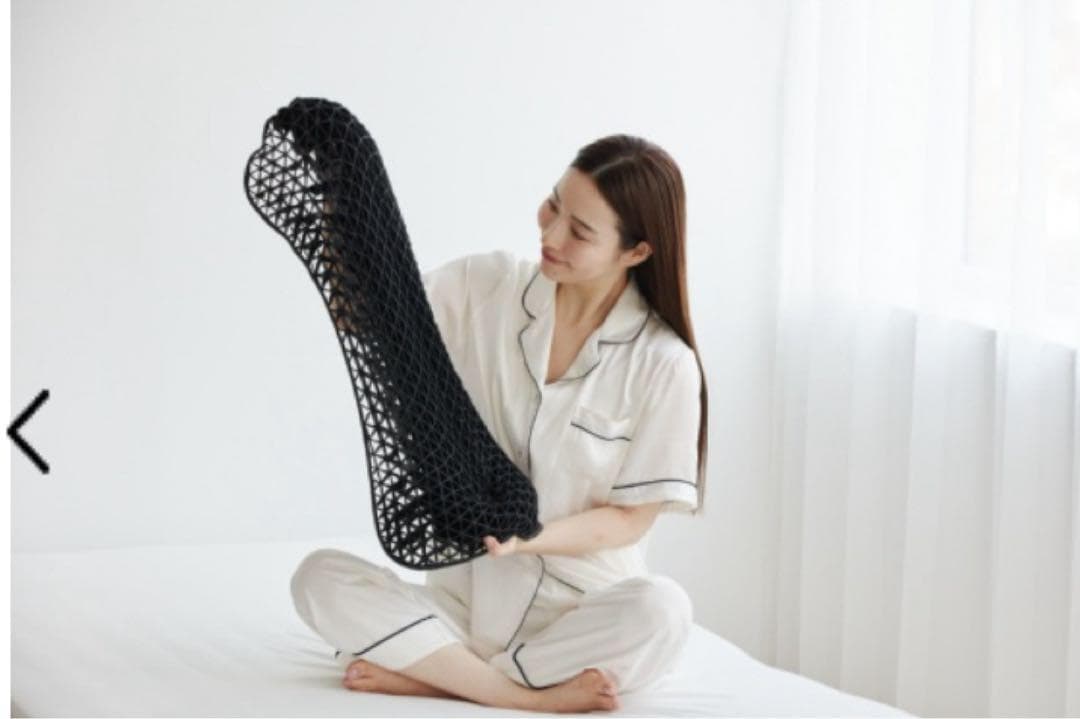 【新品・未使用品】ヒツジのいらない枕 -Fit- ブラック２つ 枕カバー１つ付