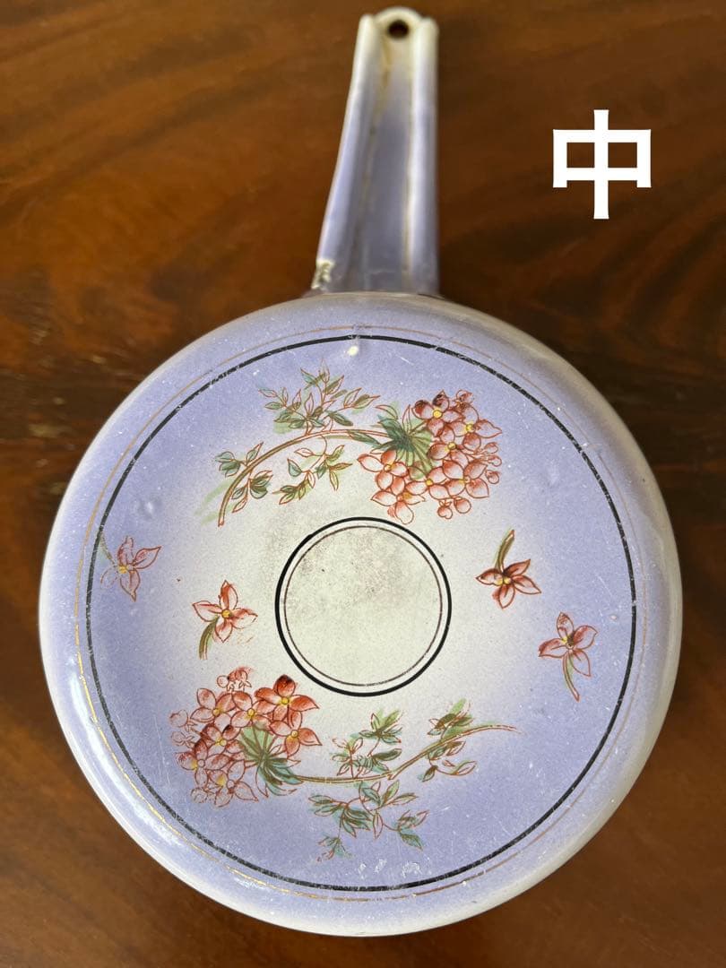 フランスアンティーク ホーロー　鍋４点(大中小ふた) パープルのお花模様