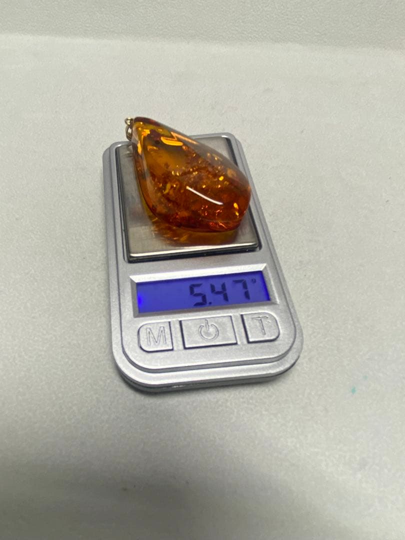 K18 琥珀　5.47g 4.17✖︎2.36✖︎1.06cm